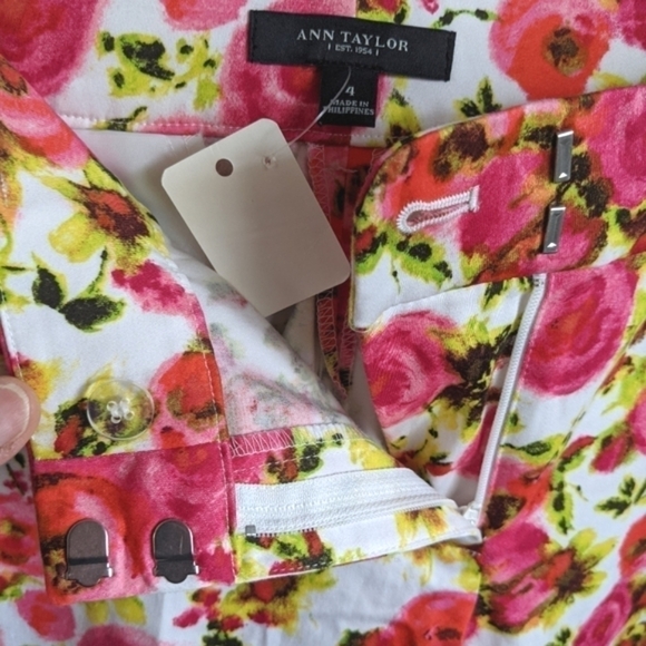 NWT Floral Straight Narrow Crop Maximalist Pants Pink Summer - Picture 3 of 15